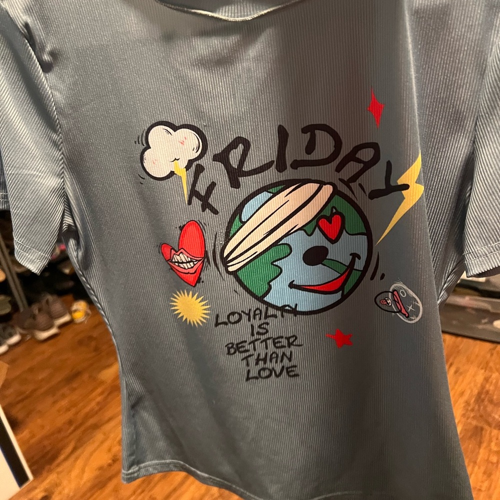 Women’s Blue Graphic T-Shirt